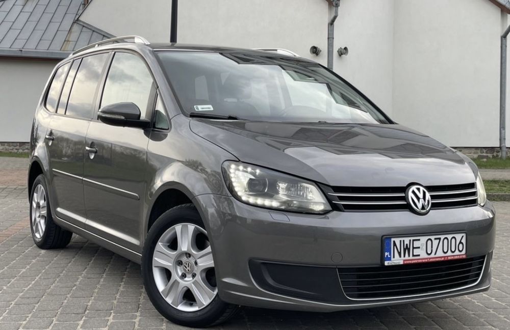 Volkswagen Touran 2.0 TDI 7 місць 2011 рік