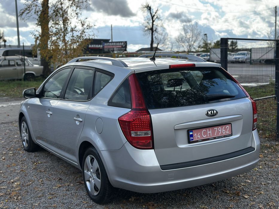 Продам Kia Ceed 2011