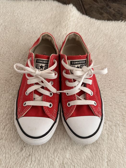 Converse r. 32 • klasyczne czerwone • bardzo dobry stan