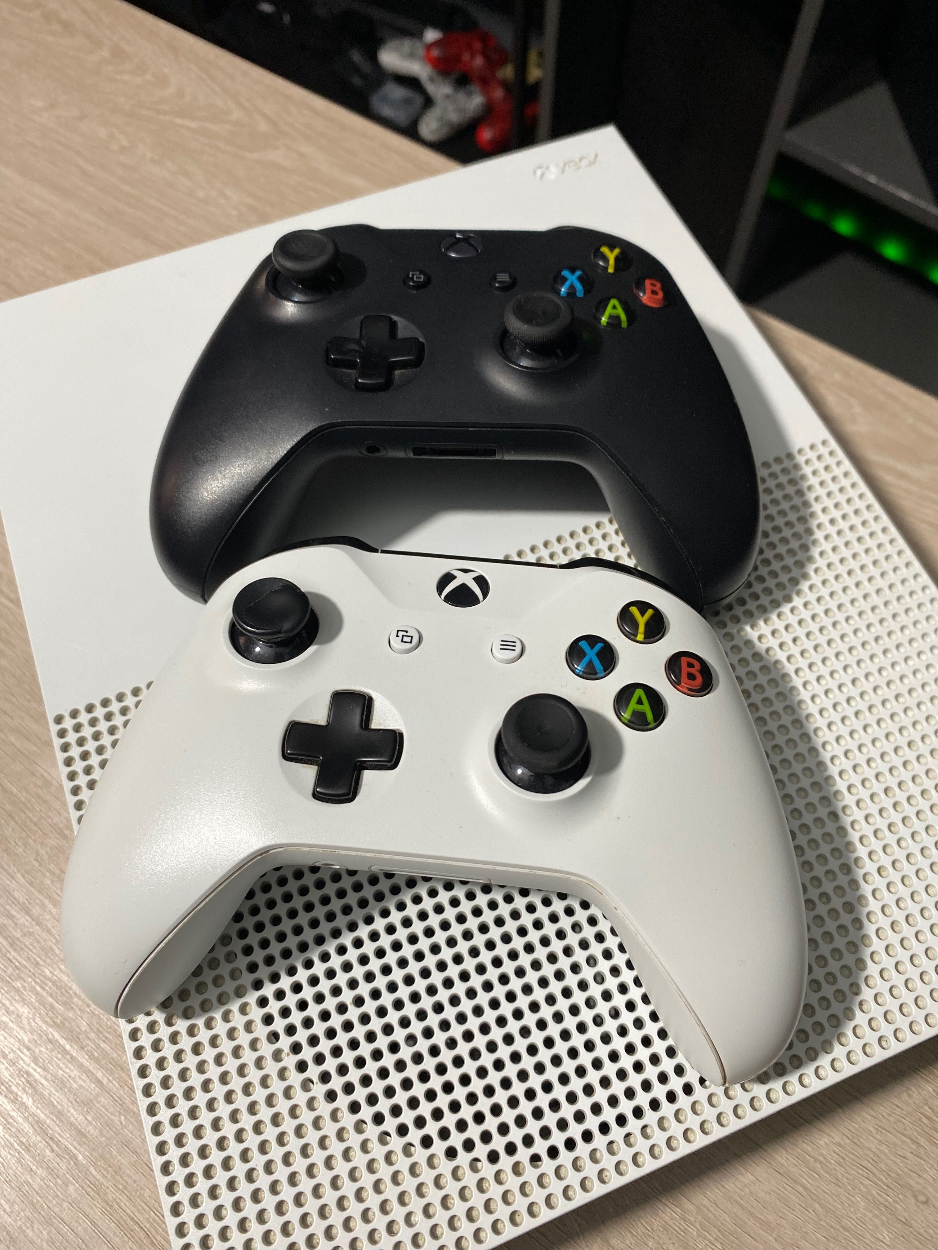 Xbox one s Ігрова приставка іксбокс ван с