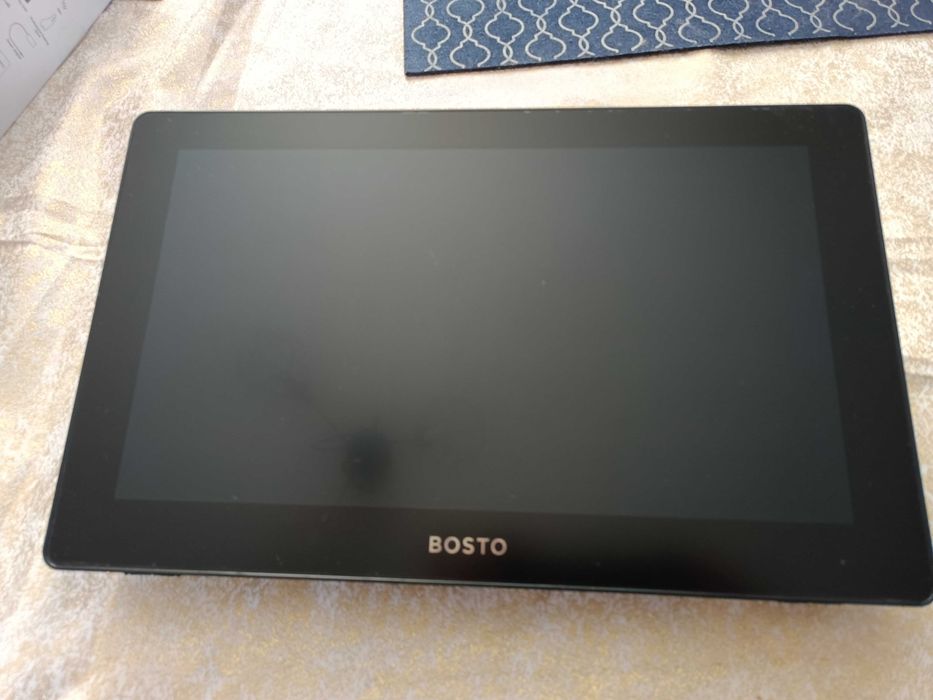 Profesjonalny tablet graficzny BOSTO 2w1 z windows Studio 16HDT