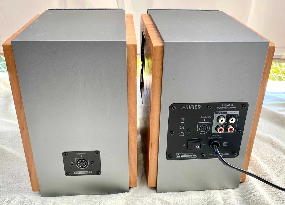 Głośniki komputerowe 2.0 Edifier R1600T III +adapter TP-Link Bluetooth