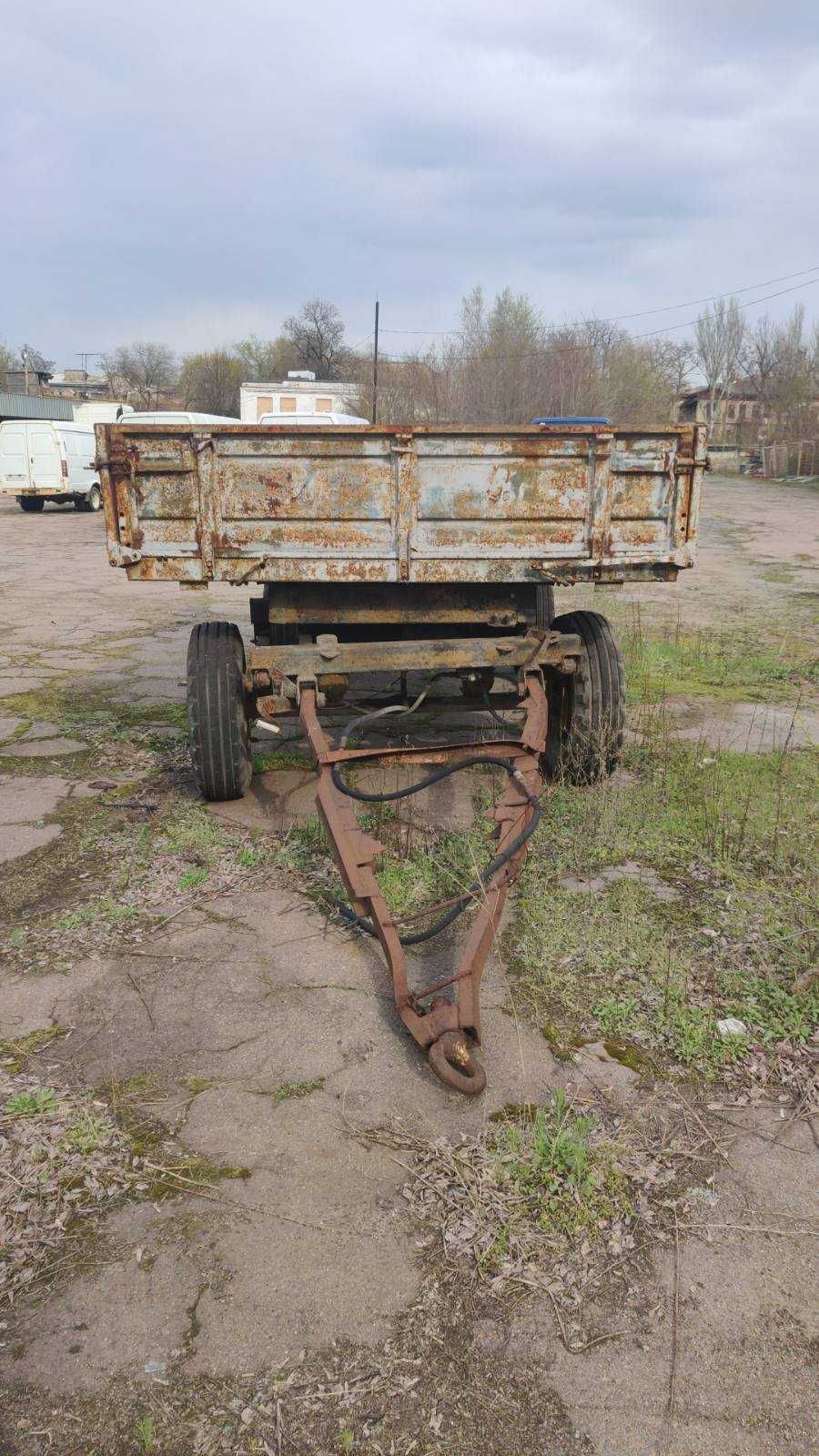 Продам причіп тракторний 2ПТС-4