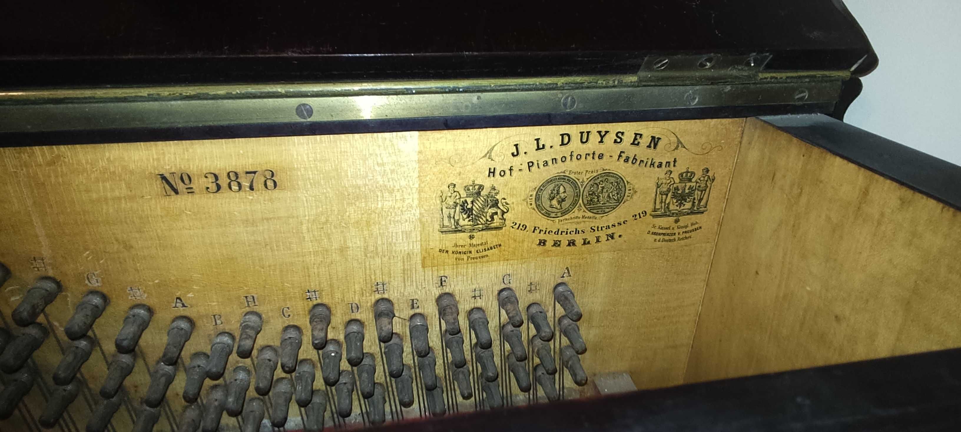 pianino  f-my Duysen z 1878 roku