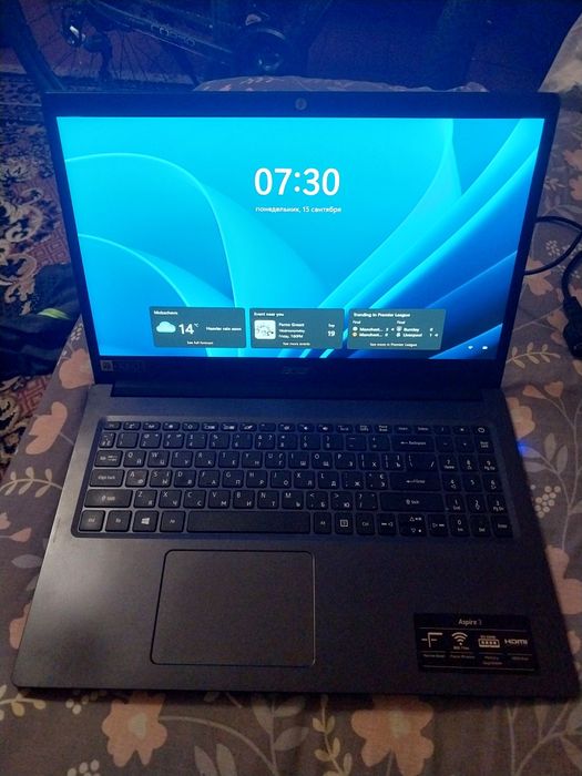 Ноутбук Acer aspire 3