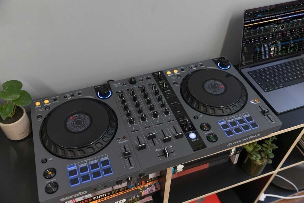 Pioneer FLX-6-GT [SEMI-NOVA, NA CAIXA] + Deck Saver + 2 anos garantia