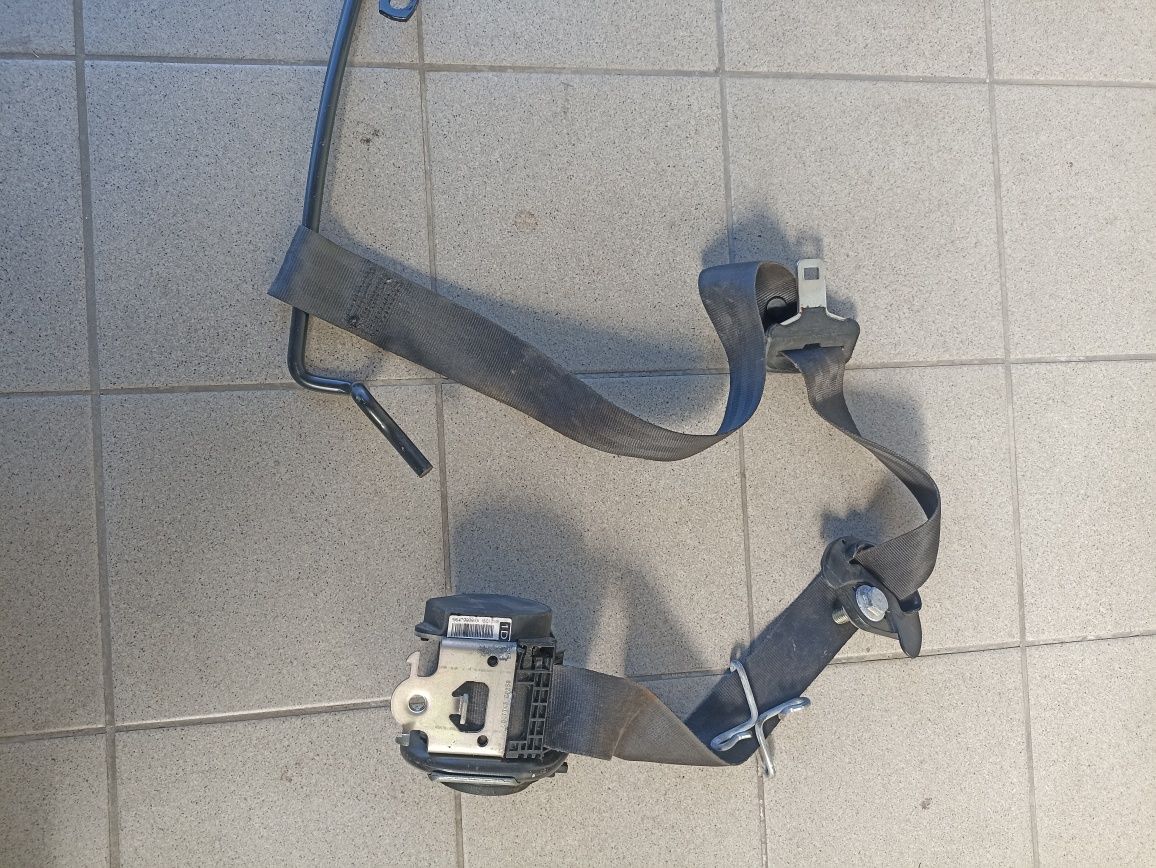 Pas bezpieczeństwa prawy przód Citroen C4 3d