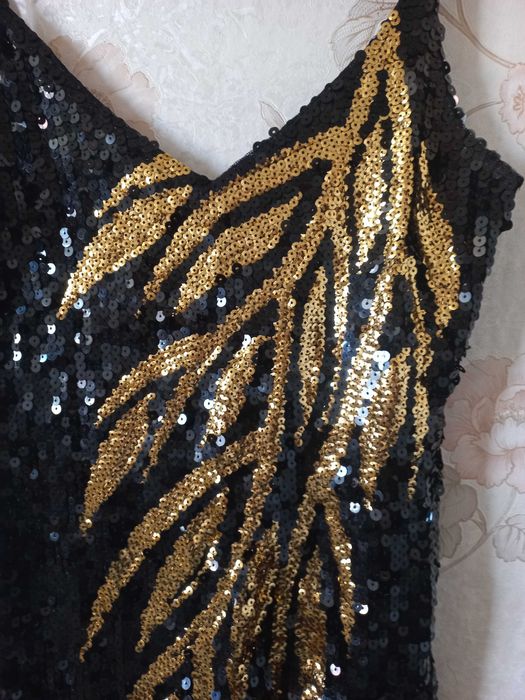 Нарядные вечерние/коктейльные платья