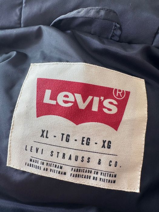 Casaco de penas Levi's XL, azul escuro