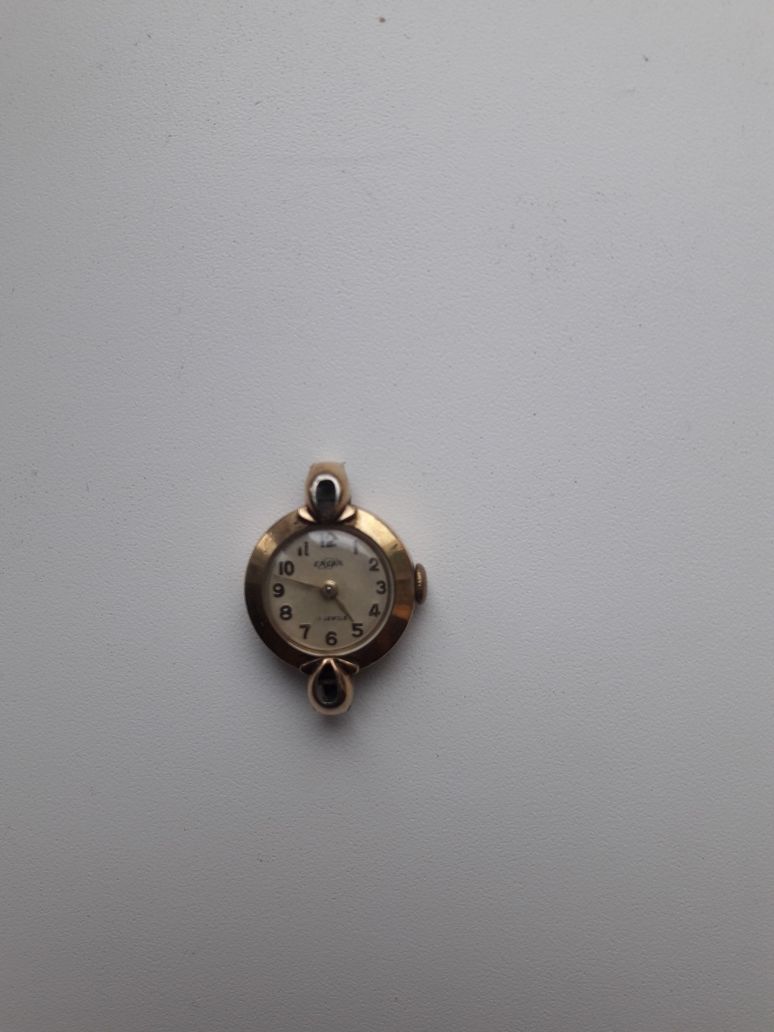 Продам старинные позолоченные Швейцарские часы 1950г