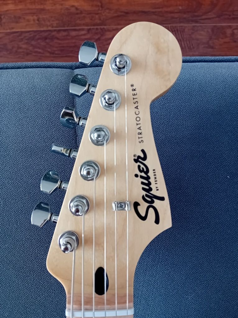 Gitara elektryczna Fender Squier Stratocaster MN BPG BLK