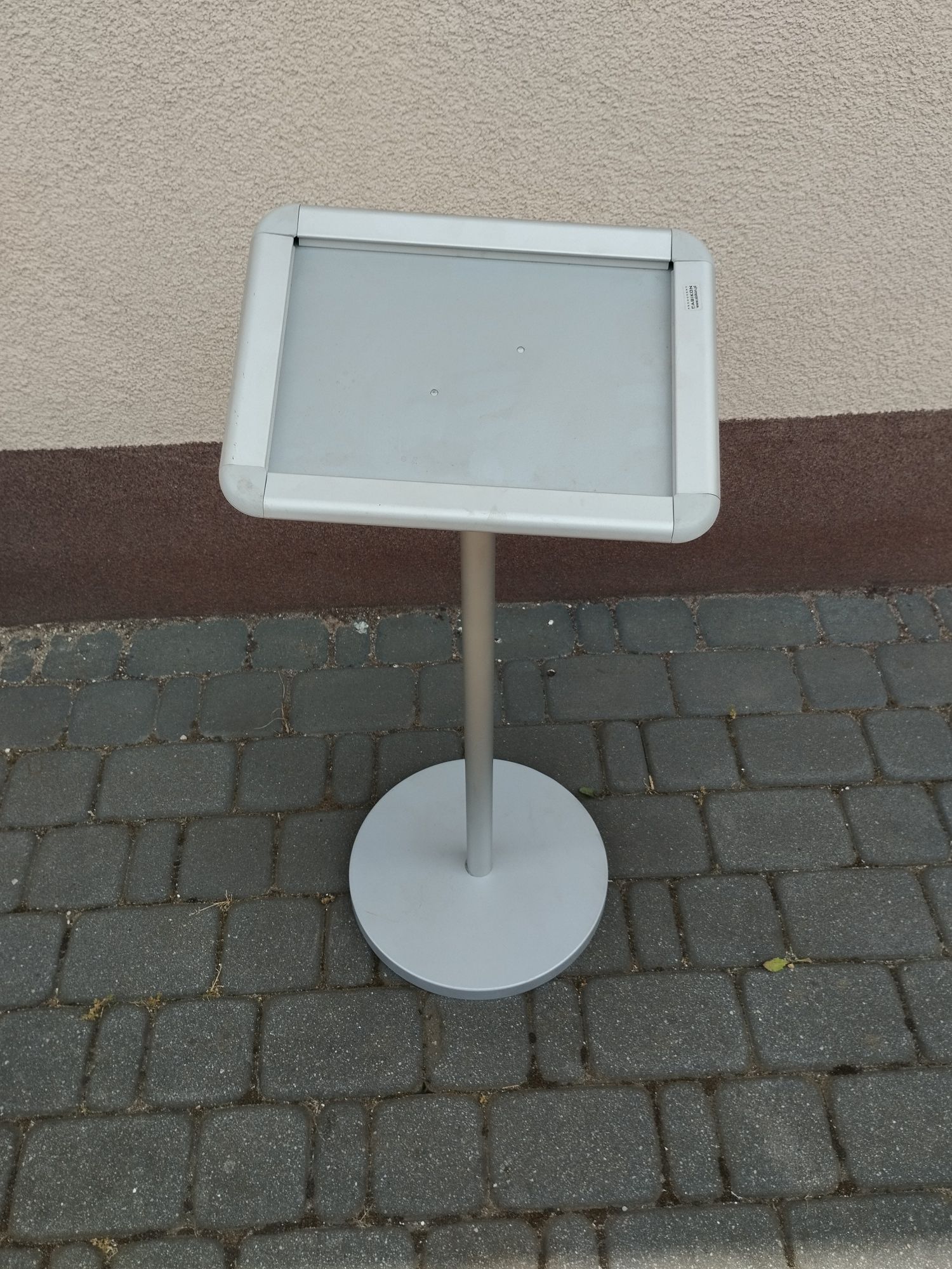 Stojak stander baner informacyjny