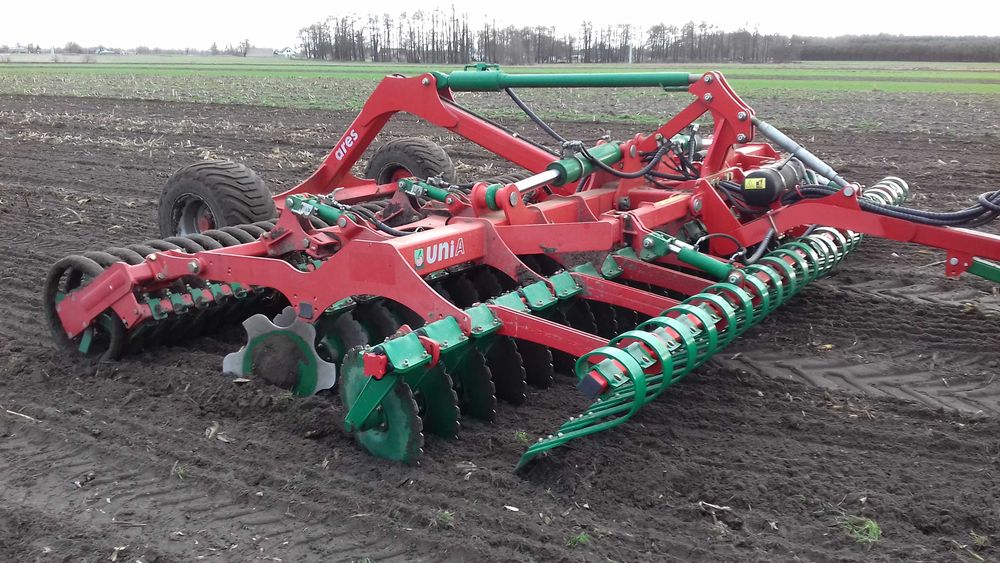 Brona talerzowa agregat Unia ares XL Vaderstad Carrier stan bdb