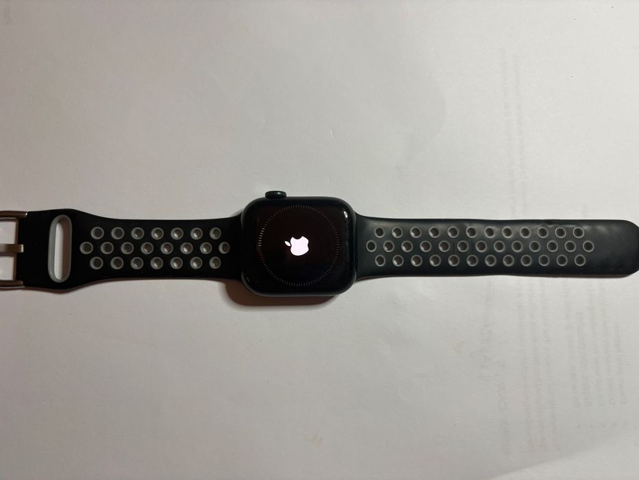 Apple Watch Series 8 41mm Preto
