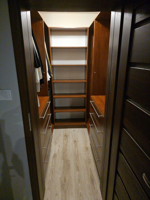 Mieszkanie 70m2 pierwsze piętro, trzy pokoje,niski czynsz, od zaraz