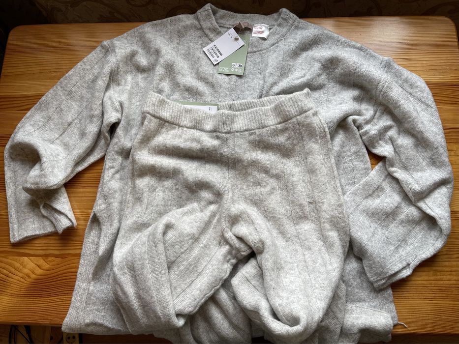 Продам оптом - Bershka ,H&M,Все нове, жіноче(плаття , сукні, світера)