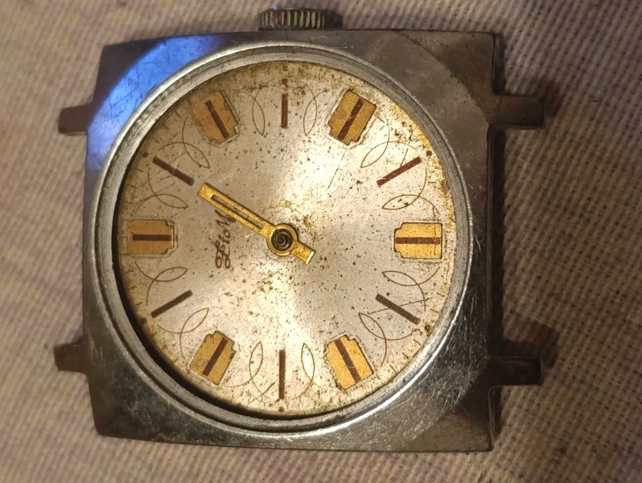 stary zegarek mechaniczny ZIM - prl