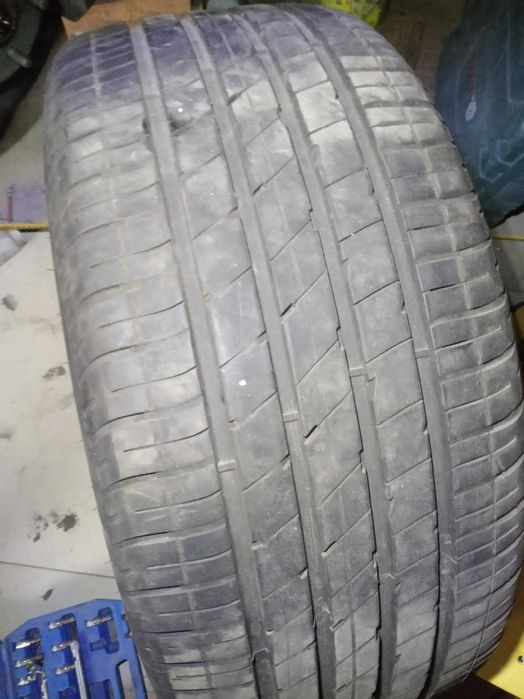 255  40   r20 шина tesla model Y   good year outside  пробег 10 т 1шт