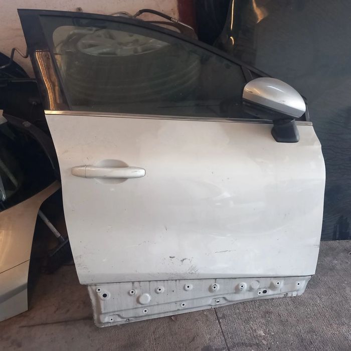 Porta completa lado passageiro renault captur ano 2022