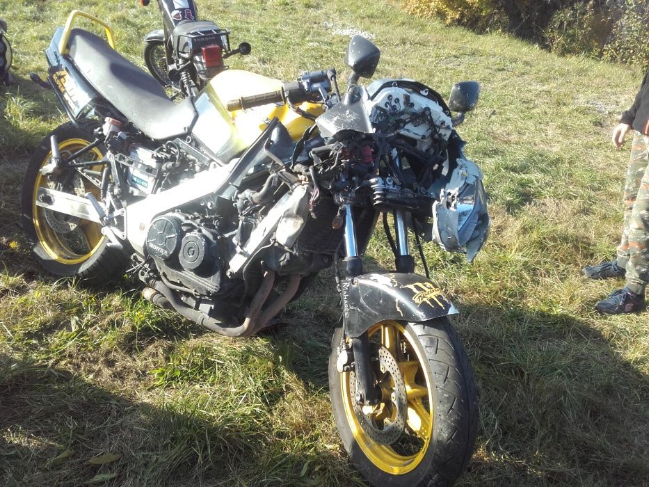 Honda vfr750 vfr 750 rc24 rc 24 silnik lagi gaźniki chłodnica części