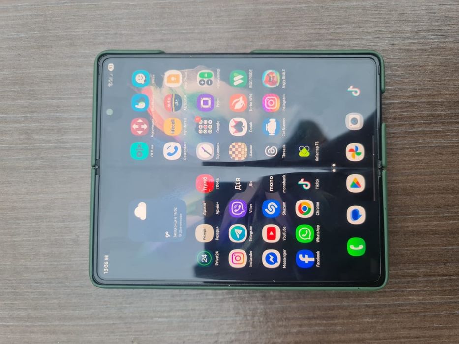 Samsung z fold3 12/256gb