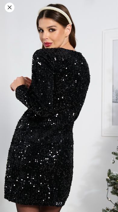 Sukienka z cekinami mini czarna M