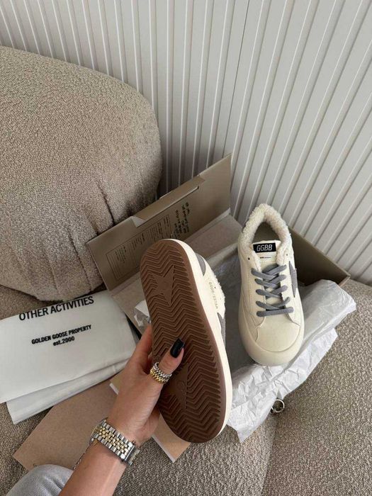 Кеди Golden Goose Deluxe Brand утеплені бежеві хутро