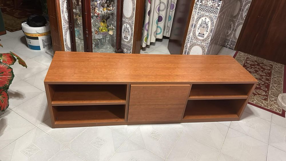 Cómoda madeira nova