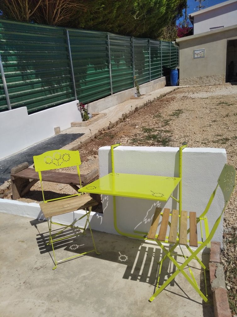 Quarto/Casa, mobilado c/ WC e Sala no Carvalhal Benfeito Caldas Rainha