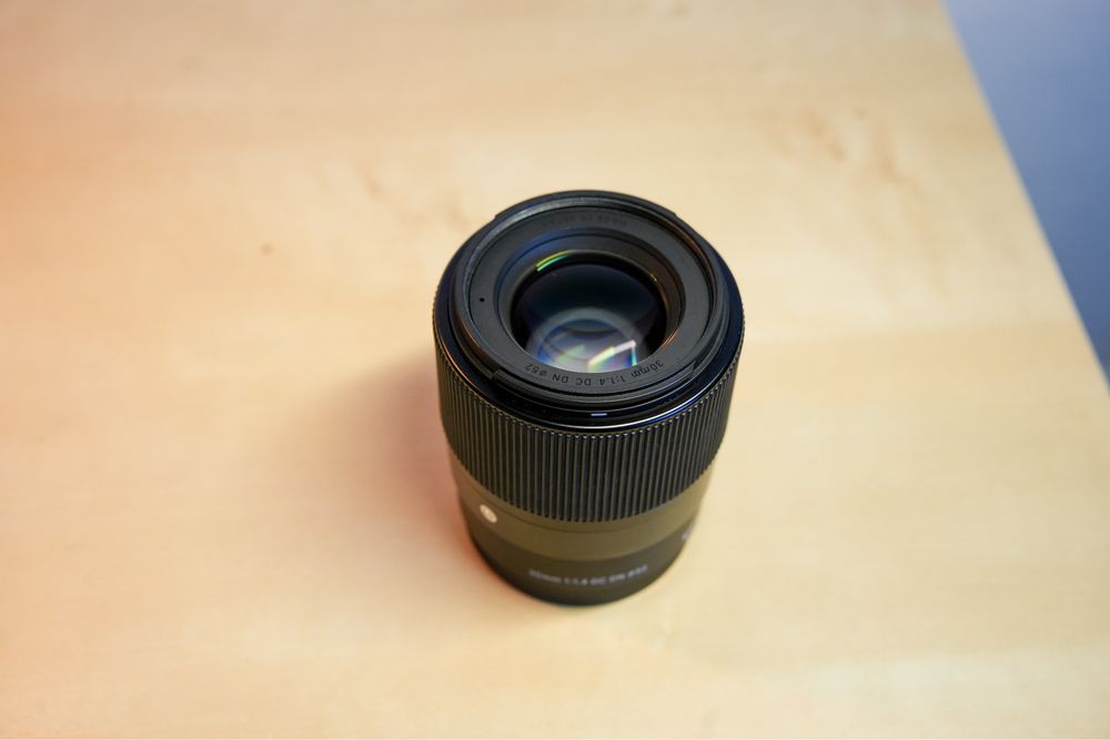 Sigma 30mm f/1.4 DC DN (APS-C) — sony E-mount