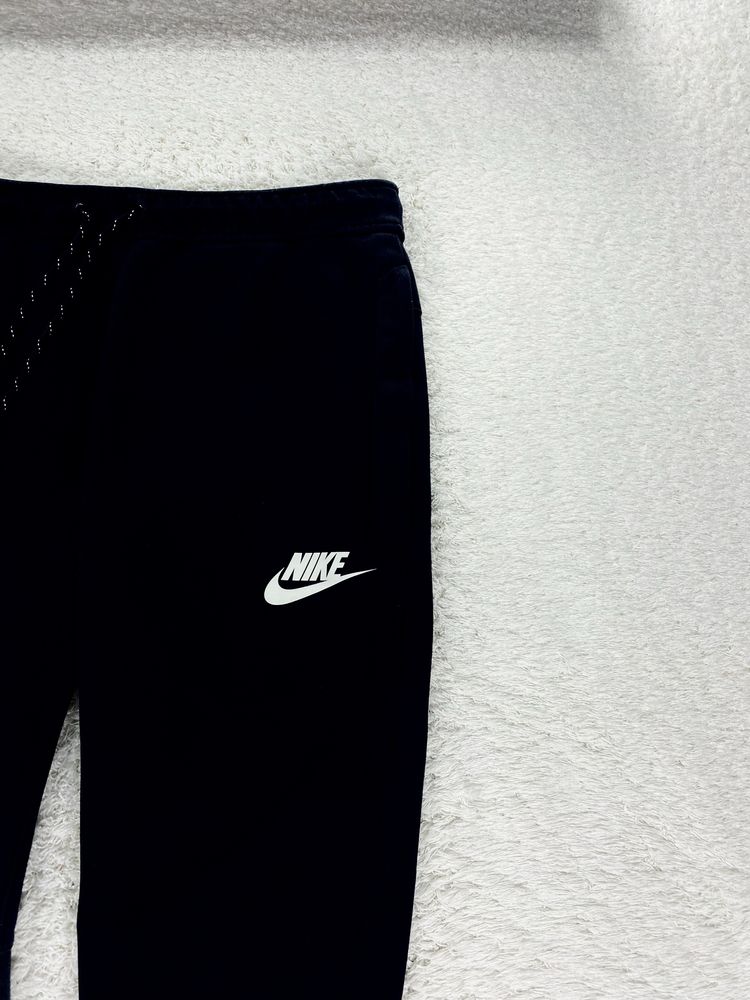 Спортивные штаны Nike Swoosh nsw tech чоловічі