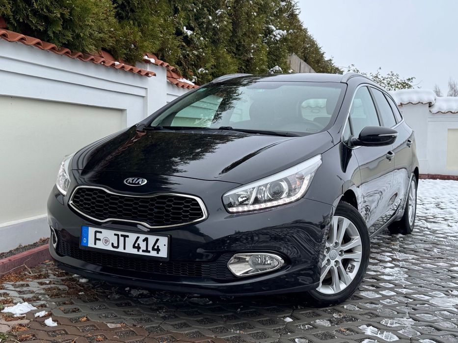 Kia Ceed 1.6 benzyna LED SKÓRY bogata wersja zapraszam