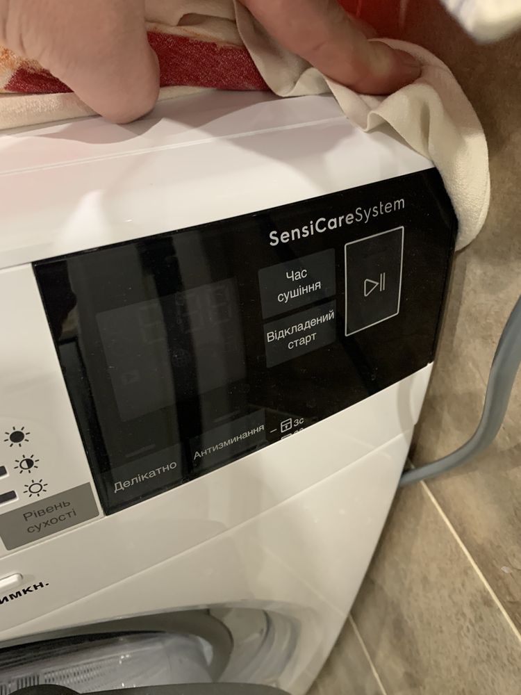 Сушильна машина Electrolux perfectcare 600