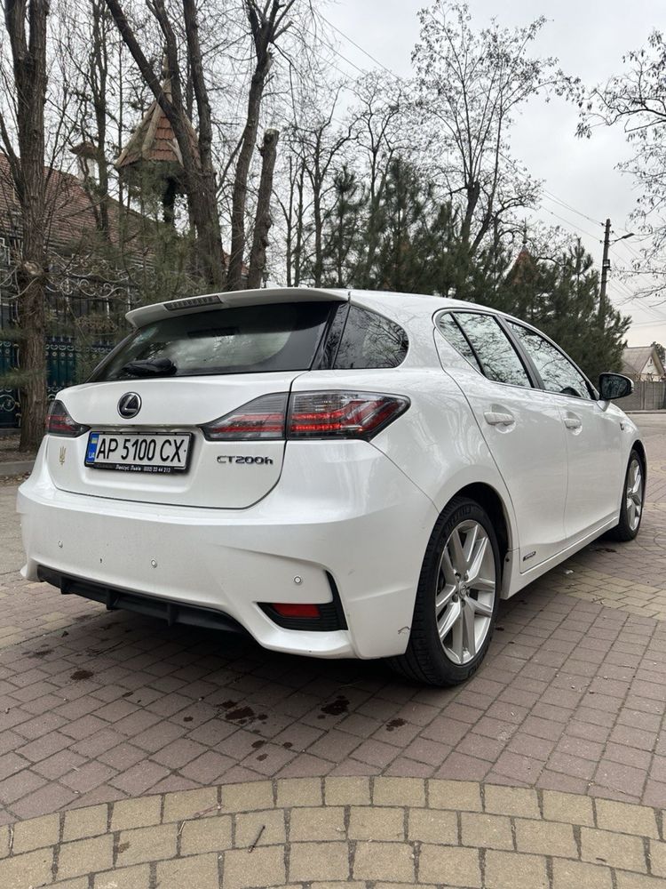 Lexus CT 2015 гібрід