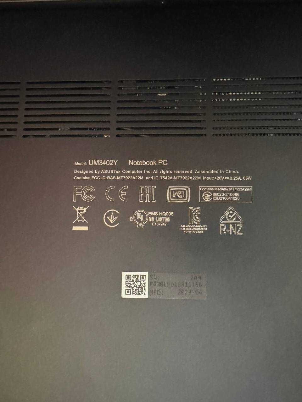 Zenbook 14 OLED (UM3402, AMD Ryzen 5000 series)