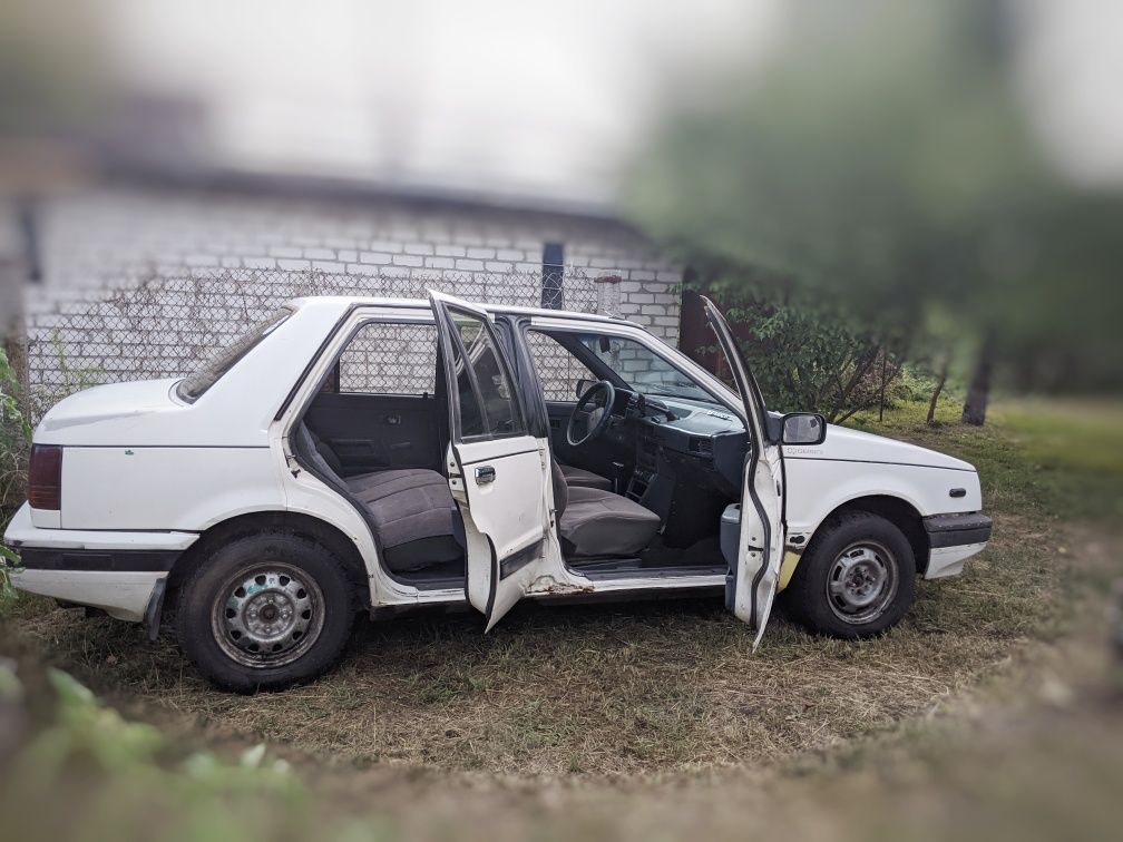 Isuzu Gemini на ходу