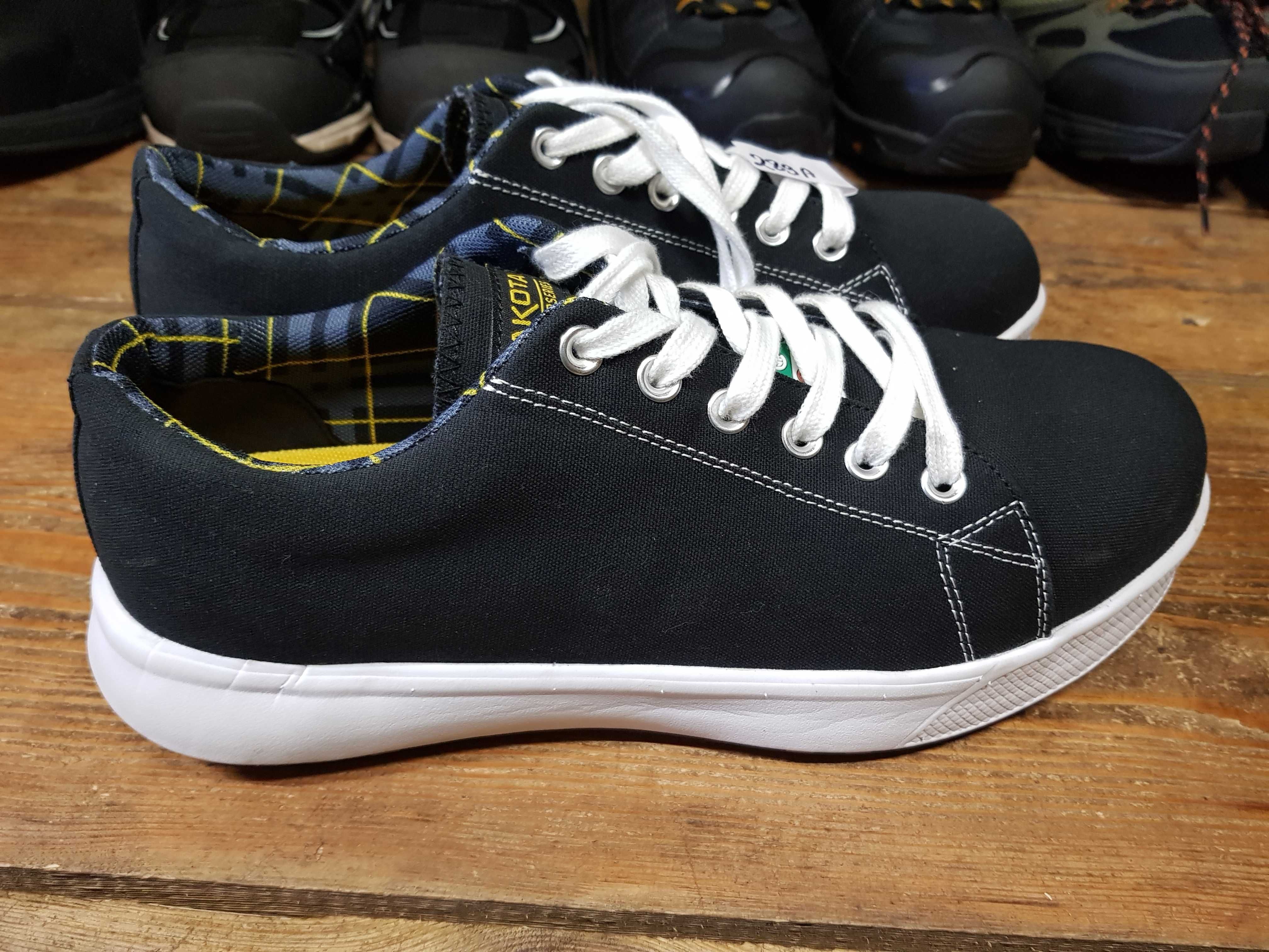 Buty robocze DAKOTA rozm 45 wkł 31 cm S3