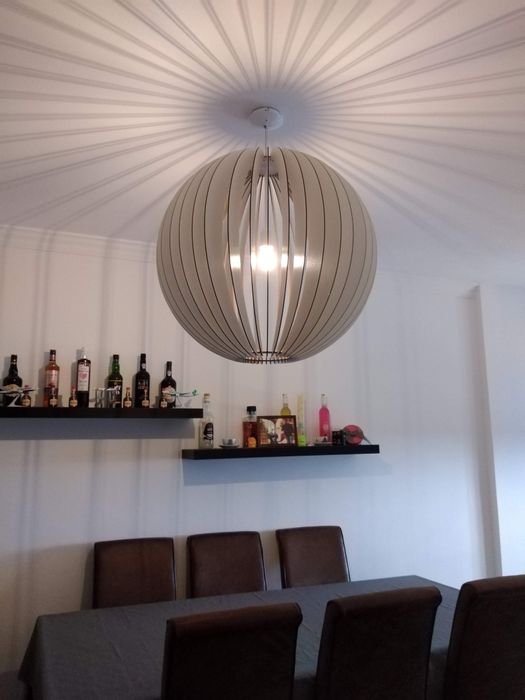 Mesa de sala com cadeiras