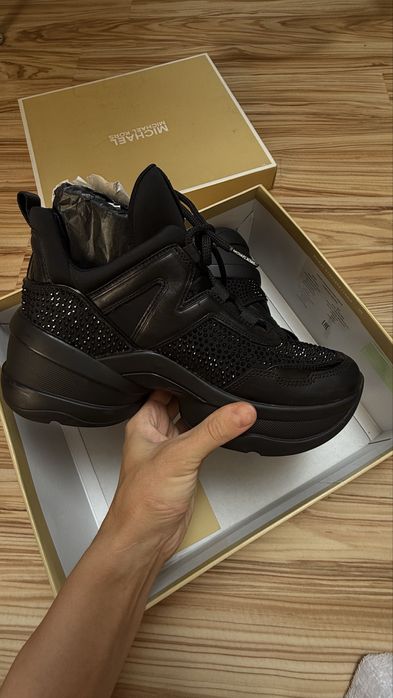 Кросівки снікерси michael kors olympia розмір 38