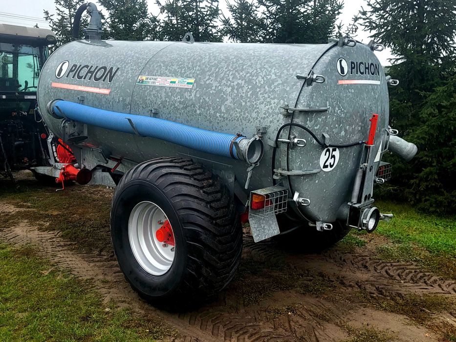 Wóz asenizacyjny Beczkowóz Pierwszy właściciel Pichon Joskin 6050