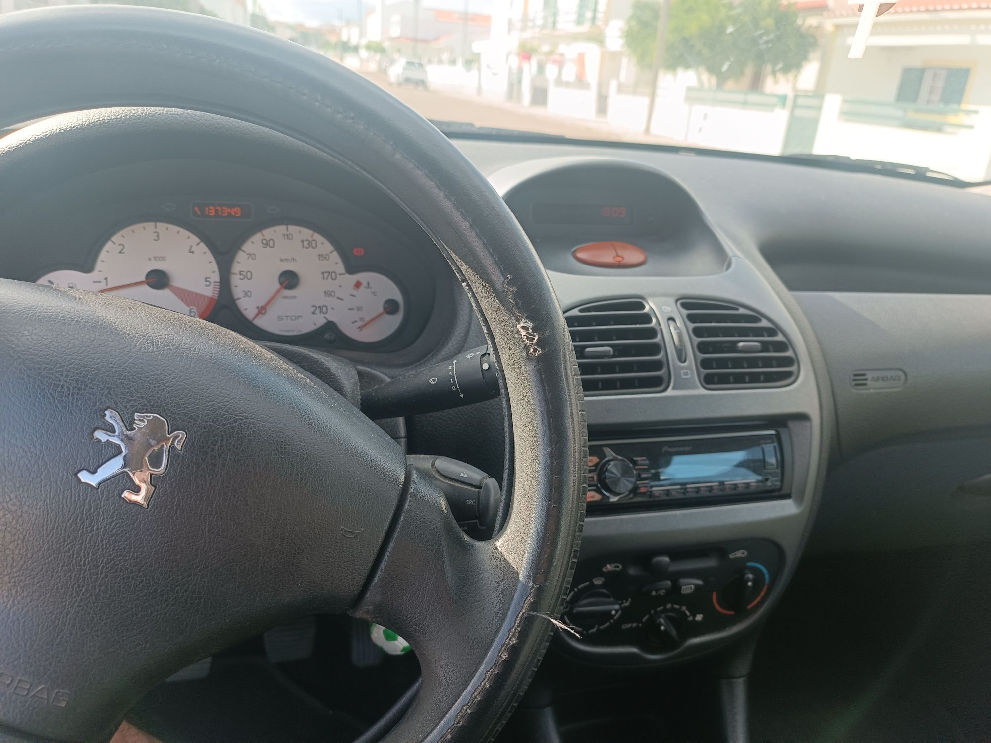 Peugeot 206 1.4 HDI - Com Avaria