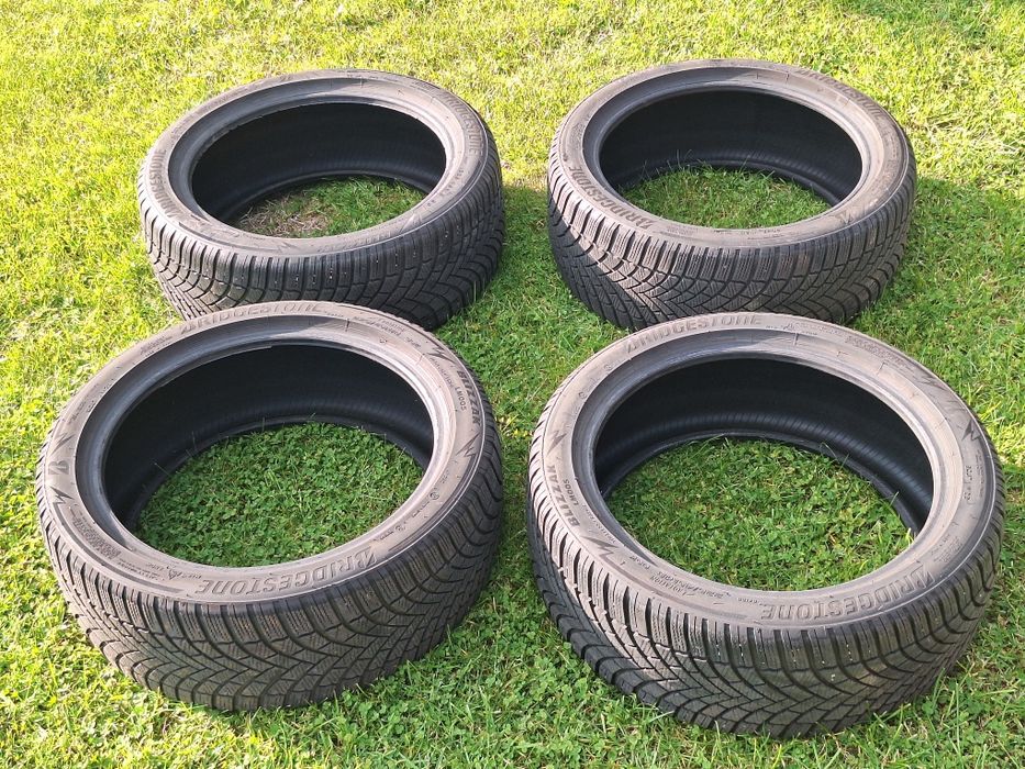 Opony 225/45 R18 95V BRIDGESTONE zimowe