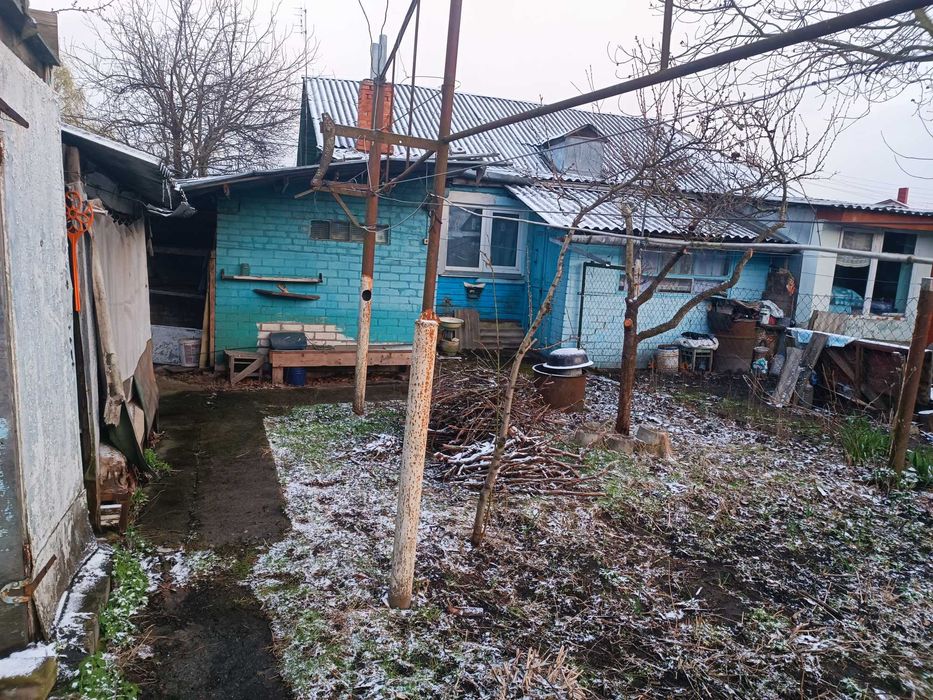 Частина будинку в районі Болдиної гори, окремий двір 6 соток. (С1)