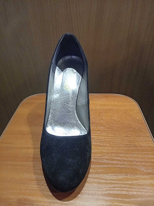 Oddam za darmo  38/39