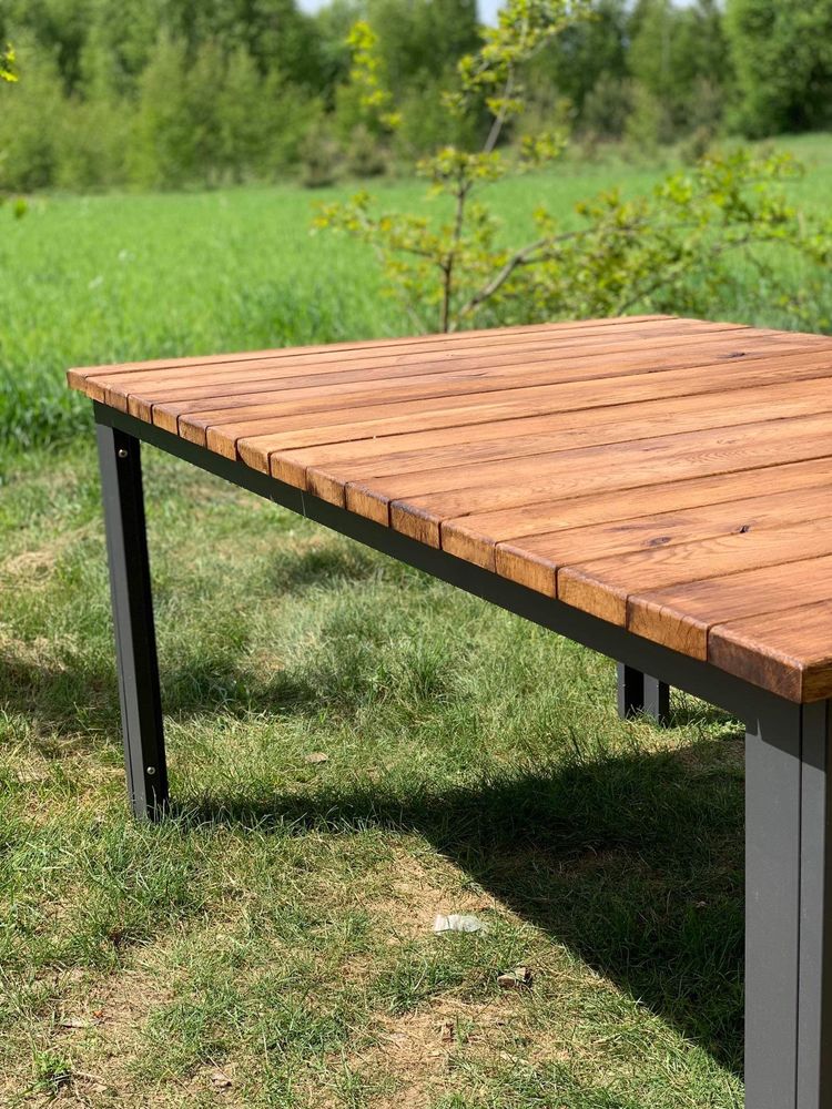 Stół drewniany loftowy