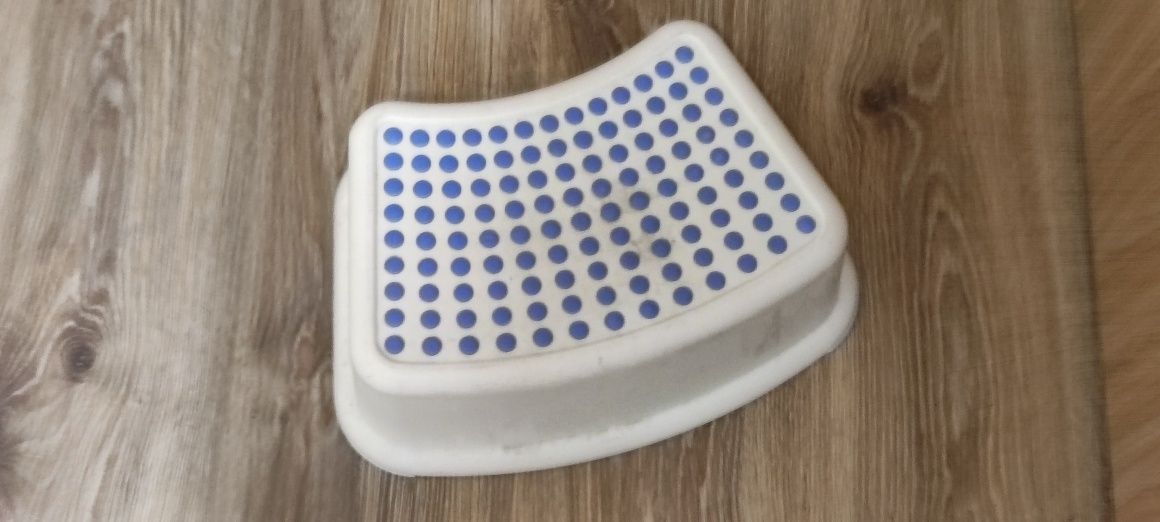 Podnóżek dziecięcy ikea