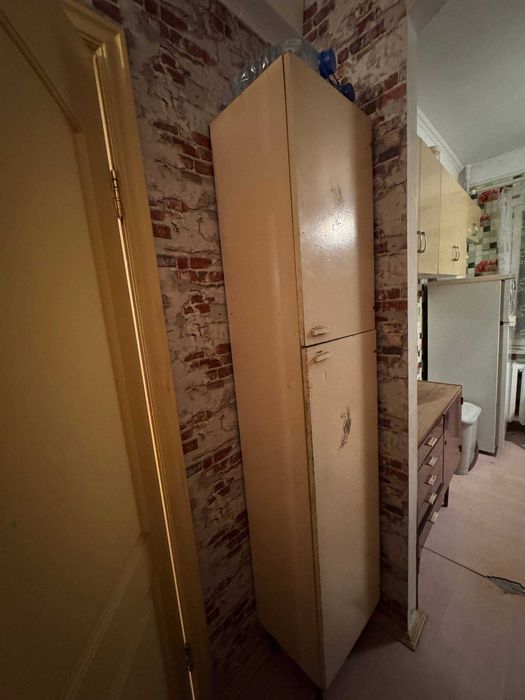 Віддам безкоштовно меблі