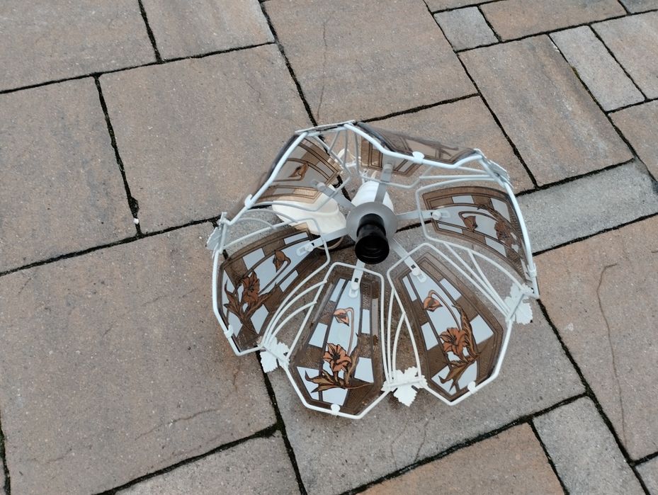 Lampa sufitowa kuchenna