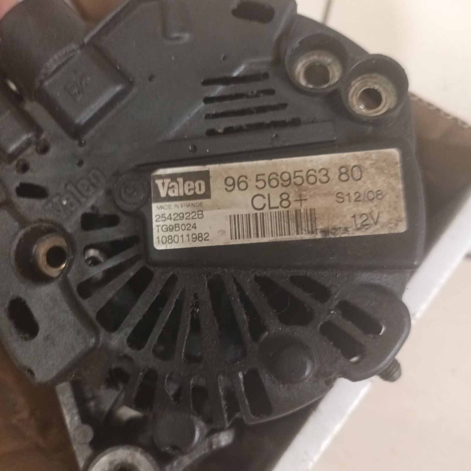 Alternator Valeo Citroen xsara Picasso 1.6 benzyna