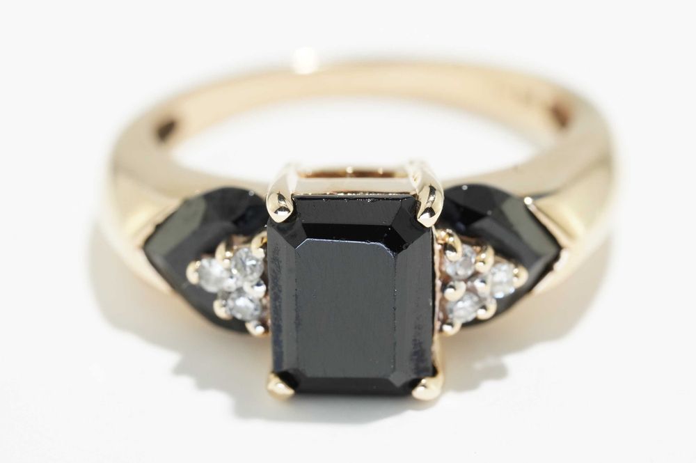 Złoty pierścionek z brylantami 14K 4.53g